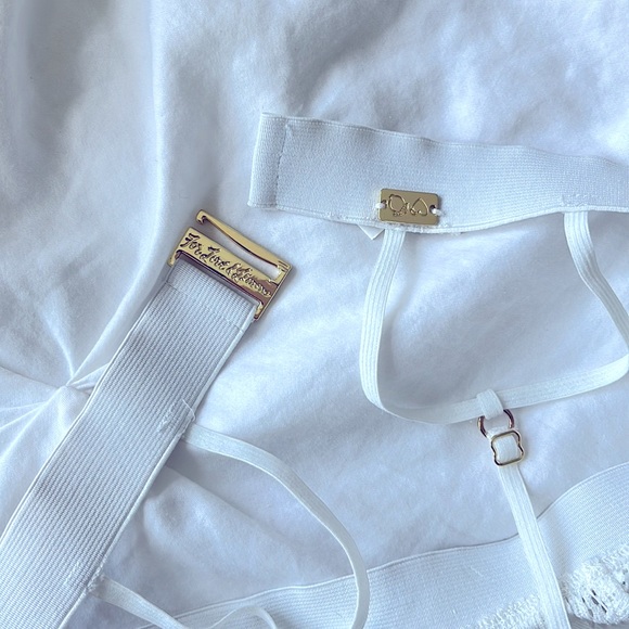 For love and lemons white lace bralette - Picture 2 of 3